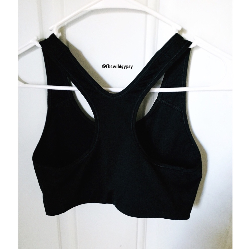 NWOT // Nike classic sports bra 🍃 - Picture 4 of 4